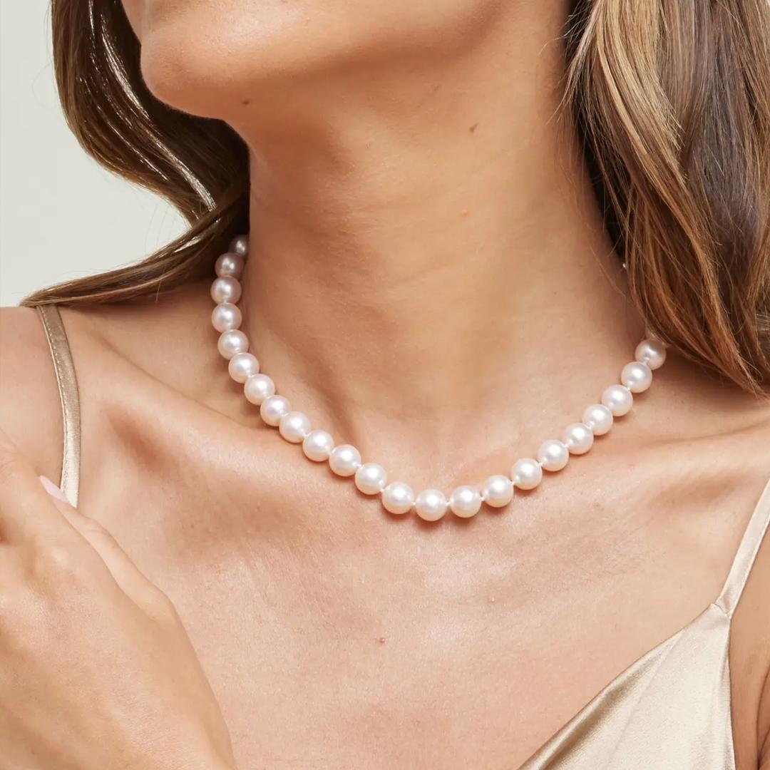 Dainty Elegant 9-10mm Natural Non-Nucleated White Near-Round Threaded Freshwater Pearl Necklace, Female Romantic Birthday Gift for Special Occasions