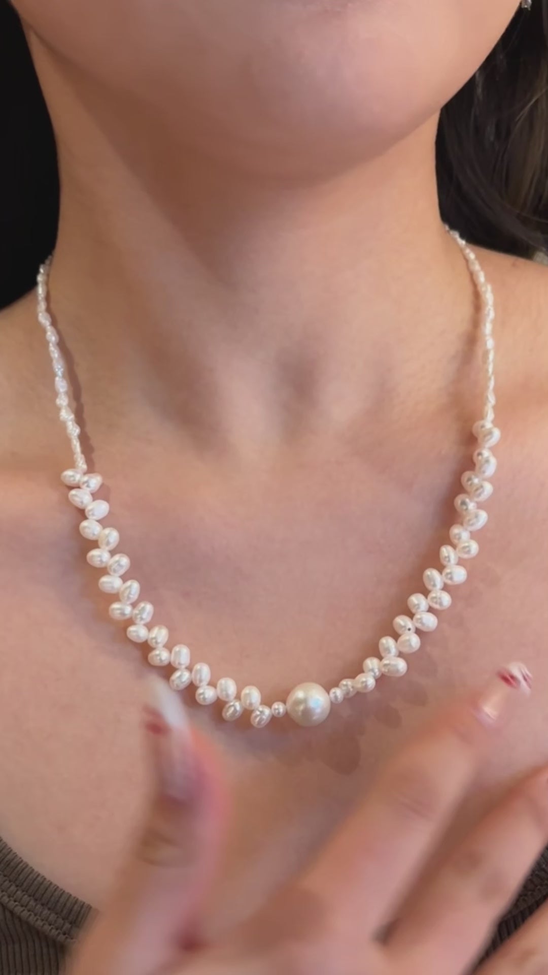 Natural 10-11mm Freshwater Pearl Necklace, Hand-Knotted Wheat Ear Design with Silver Clasp, 17 Inch Classic Pearl Jewelry for Women